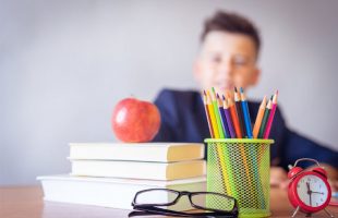 9 Things You Better Do Instead of Giving Advice to Your Child During Exams