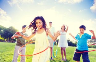 8 Strategies to Simplify Your Life and Enjoy More Family Time
