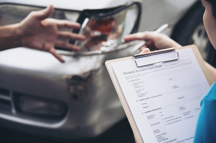 Auto Accident Legal Guide: What to Do Immediately After a Crash
