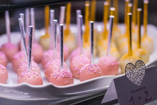 desserts on sticks
