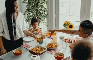 10 Super Simple Dinners For Back to School Season